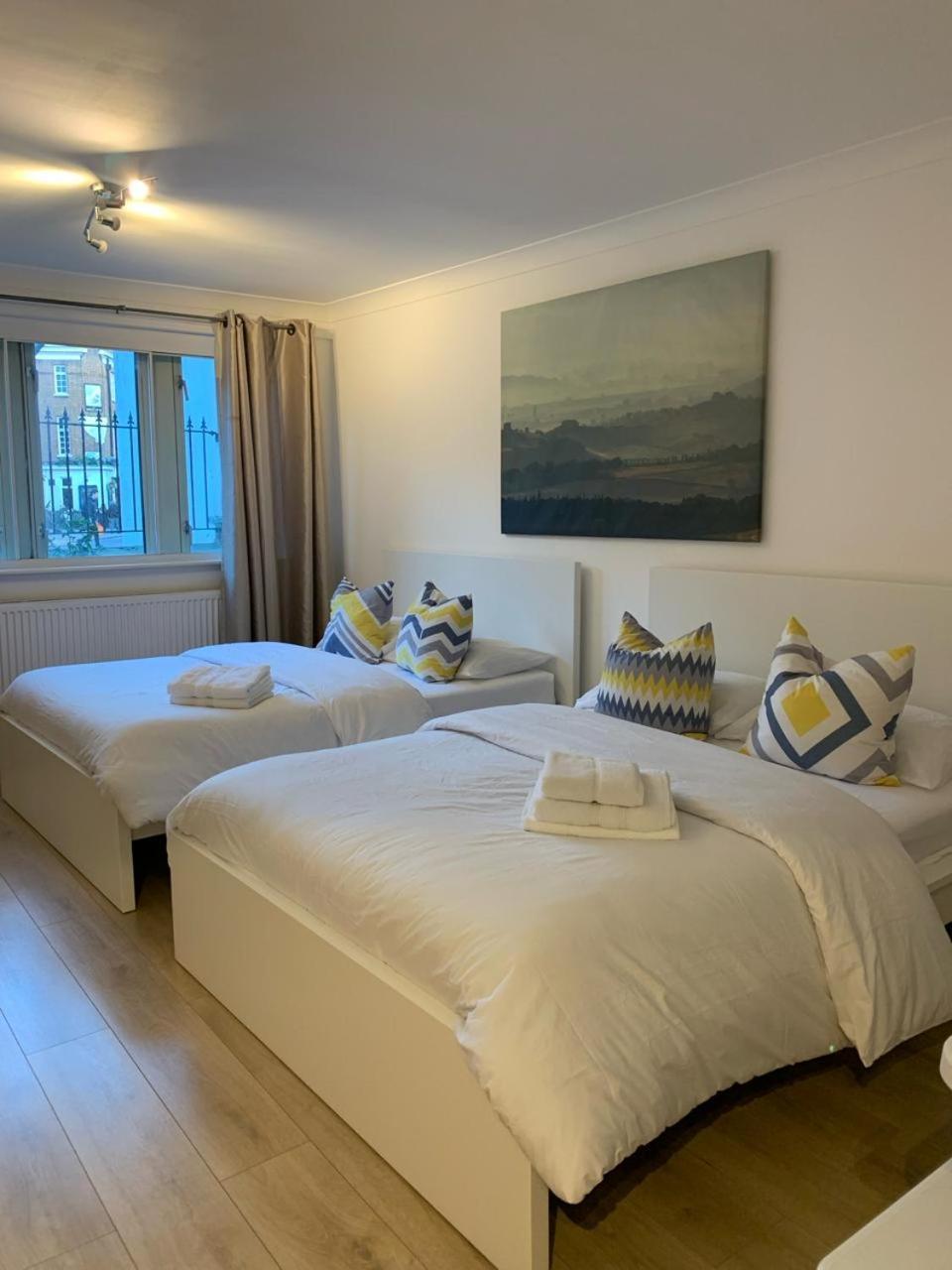 Apartamento Cobbold Court Share Flat Londres Exterior foto